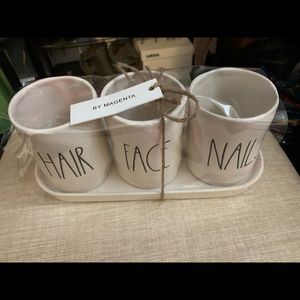 Rae Dunn artisan collection